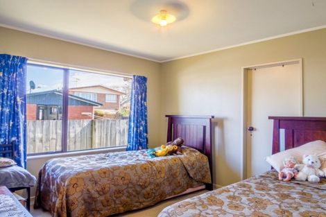 Photo of property in 7 Olive Grove, Edgecumbe, 3120