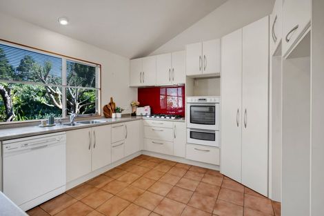 Photo of property in 363b Mangorei Road, Merrilands, New Plymouth, 4312