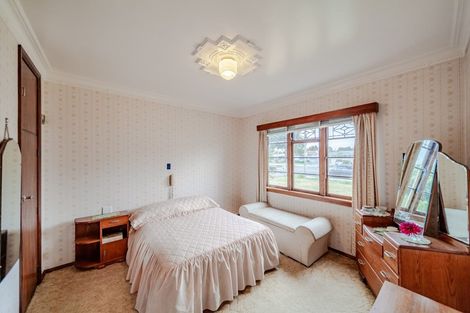 Photo of property in 11 Mill Road, Clive, 4102