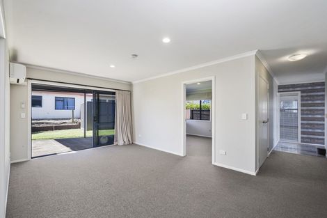 Photo of property in 2/2 Rhodes Fall, Rangatira Park, Taupo, 3330