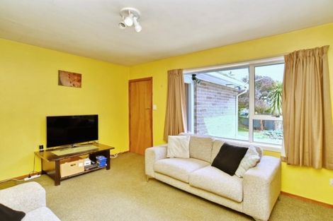 Photo of property in 3 Odie Place, Wainoni, Christchurch, 8061