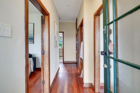 Photo of property in 24 Plunket Terrace, Hamilton East, Hamilton, 3216