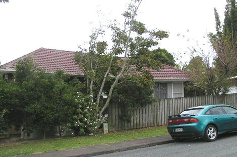 Photo of property in 33 Arrow Road, Forrest Hill, Auckland, 0620