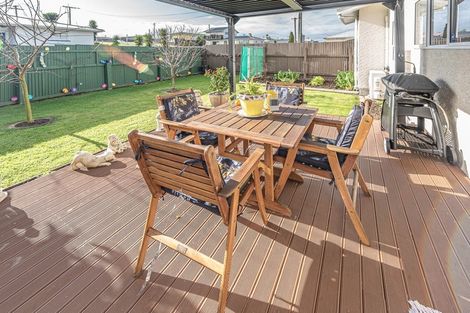 Photo of property in 27 Miro Street, Castlecliff, Whanganui, 4501