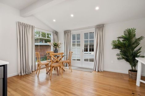 Photo of property in 27 Makora Street, Fendalton, Christchurch, 8041