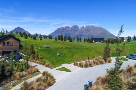 Photo of property in 29 Pendeen Crescent, Jacks Point, Queenstown, 9371