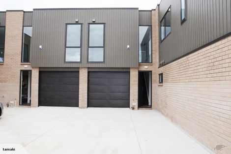 Photo of property in 2/31 Kenderdine Road, Papatoetoe, Auckland, 2025