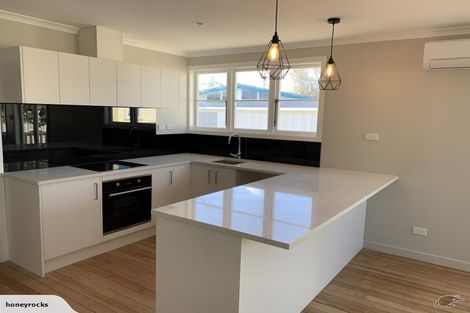 Photo of property in 1/130 Parkhurst Road, Parakai, 0830