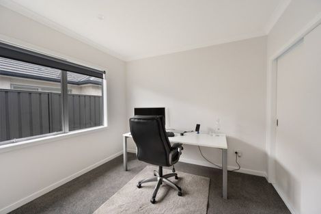 Photo of property in 42 Hurunui Drive, Te Awa, Napier, 4110