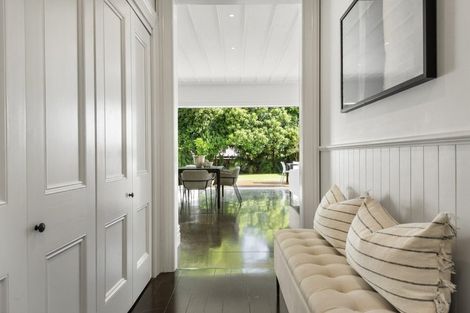 Photo of property in 154 Hinemoa Street, Birkenhead, Auckland, 0626