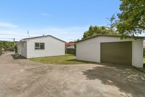 Photo of property in 4 Wellington Road, Wainuiomata, Lower Hutt, 5014