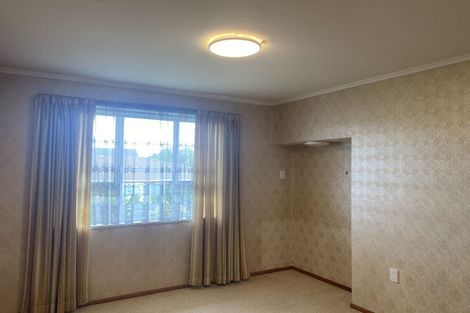 Photo of property in 235 Edmonton Road, Te Atatu South, Auckland, 0610