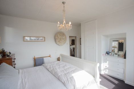 Photo of property in 135 Park Street, Winton, 9720