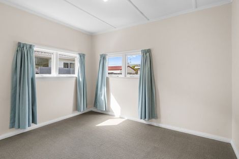 Photo of property in 17 Reeve Street, Levin, 5510