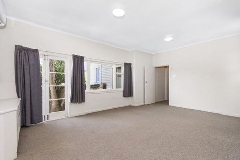 Photo of property in 2/461 Great South Road, Opaheke, Papakura, 2113