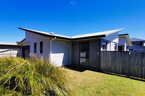 Photo of property in 358 One Tree Point Road, One Tree Point, 0118