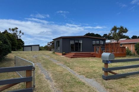 Photo of property in 125 Moturata Road, Taieri Beach, Taieri Mouth, 9091