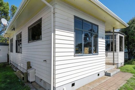 Photo of property in 76 Terou Street, Manaia, 4612