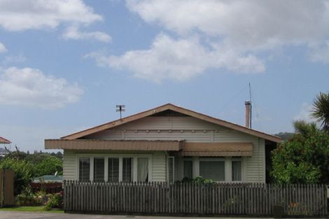 Photo of property in 1610 Great North Road, Waterview, Auckland, 1026