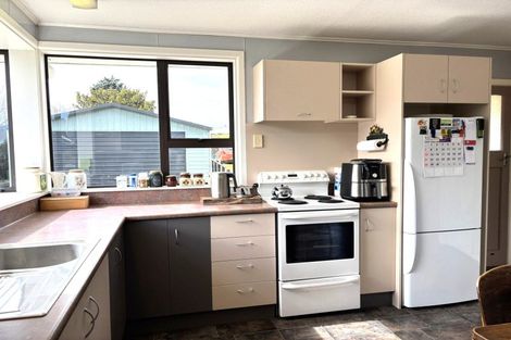 Photo of property in 4 London Street, Weston, Oamaru, 9401