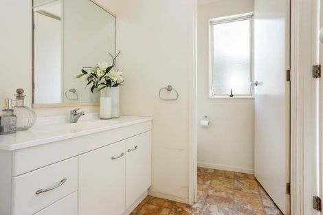 Photo of property in 9a Esperance Road, Glendowie, Auckland, 1071