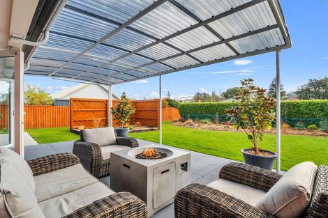 Photo of property in 4 Stonebridge Lane, Oxford, 7430