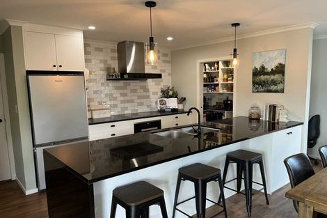 Photo of property in 14 Middleton Way, Ashhurst, 4810