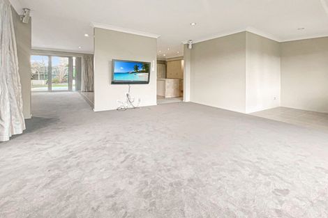 Photo of property in 2 Rooney Place, Aidanfield, Christchurch, 8025