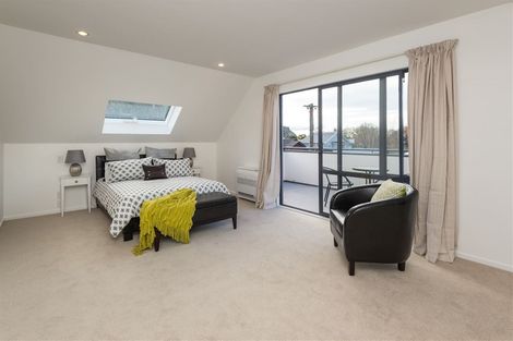 Photo of property in 33a Van Asch Street, Sumner, Christchurch, 8081