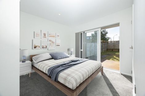 Photo of property in 101 Bordeaux Parade, Te Atatu South, Auckland, 0610