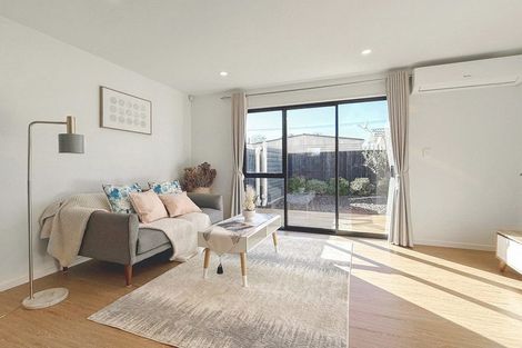 Photo of property in 5/17 Rewarewa Road, Te Atatu Peninsula, Auckland, 0610