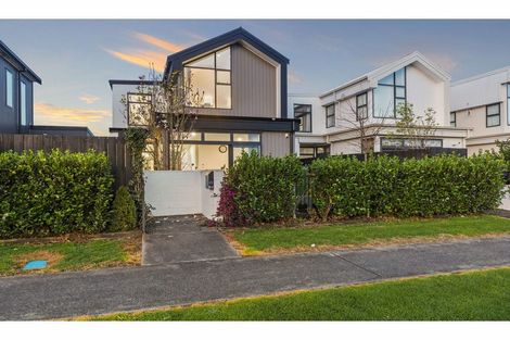Photo of property in 49 Battalion Drive, Papakura, 2110