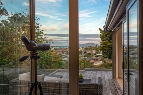 Photo of property in 7a Prospect Terrace, Milford, Auckland, 0620