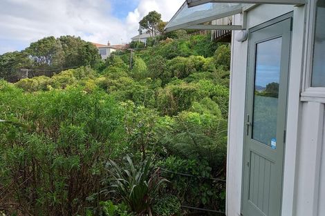 Photo of property in 70 Homebush Road, Khandallah, Wellington, 6035