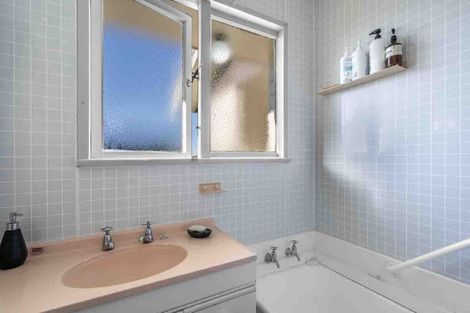 Photo of property in 65 Kilmarnock Street, Wallacetown, 9816