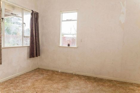 Photo of property in 13 Stanley Street, Dannevirke, 4930