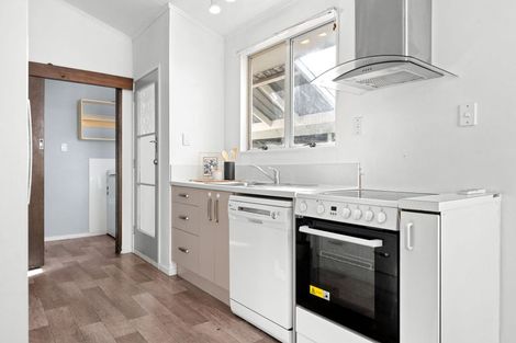 Photo of property in 4 Elmwood Crescent, Pukete, Hamilton, 3200