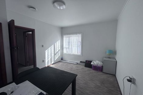 Photo of property in 52 Old Lake Road, Narrow Neck, Auckland, 0624