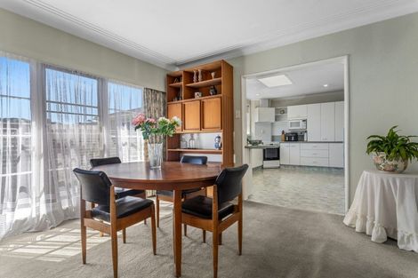 Photo of property in 14 Barry Avenue, Whakatane, 3120