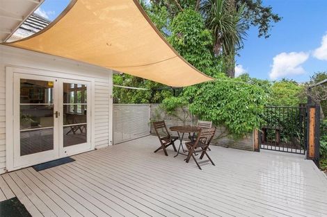 Photo of property in 6 Centaurus Road, Cashmere, Christchurch, 8022