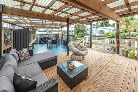 Photo of property in 17 Toi Street, Tawhero, Whanganui, 4501