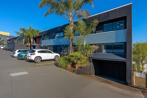 Photo of property in 12/12 Nikau Street, Eden Terrace, Auckland, 1021