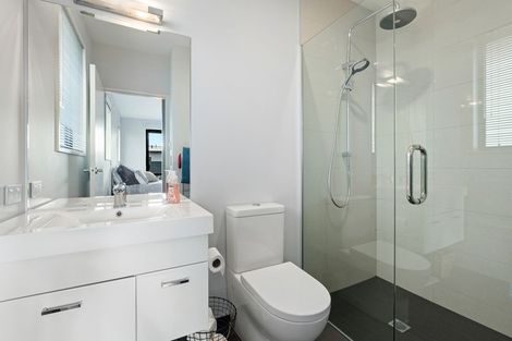 Photo of property in 50 Sherwin Avenue, Albert Town, Wanaka, 9305