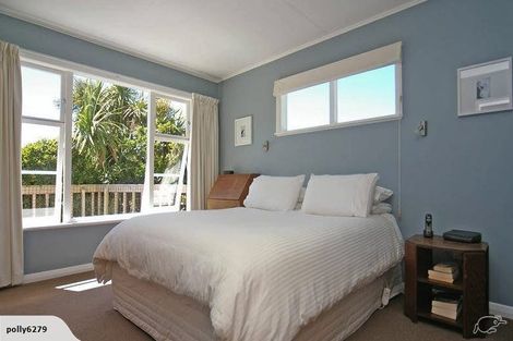 Photo of property in 30 Spencer Street, Crofton Downs, Wellington, 6035