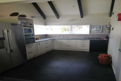 Photo of property in 68 Kinloch Road, Kinloch, Taupo, 3377