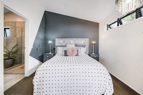 Photo of property in 30 Duncansby Road, Stanmore Bay, Whangaparaoa, 0932