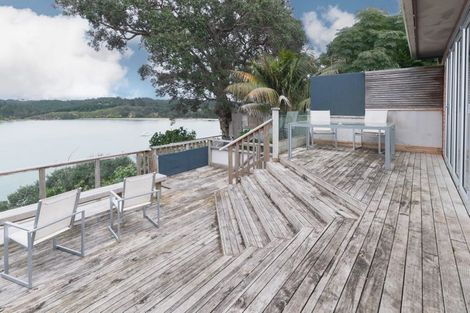 Photo of property in 7 Ferry Road, Wade Heads, Whangaparaoa, 0932