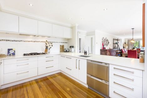 Photo of property in 21 Pempsey Street, Silverstream, Upper Hutt, 5019