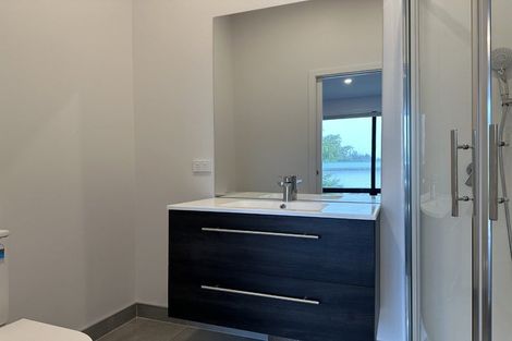 Photo of property in 5 Houhere Street, Paraparaumu, 5032