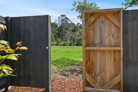 Photo of property in 1/36 Woodside Road, Massey, Auckland, 0614